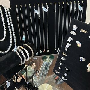 Unlisted items during Live